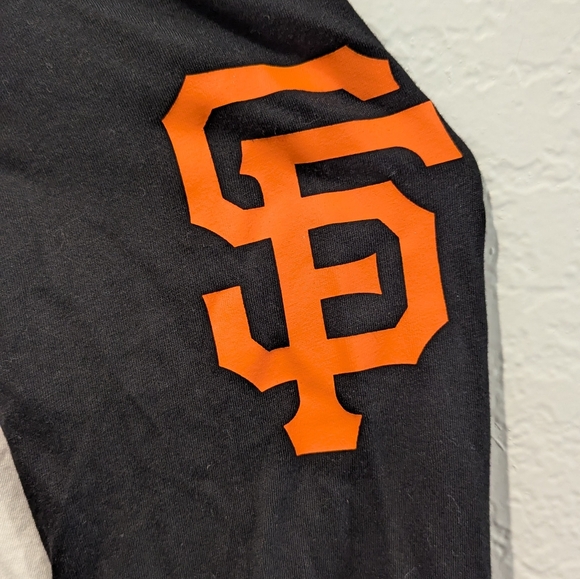 Victoria's Secret PINK SFGiants Raglan Tee Crop Top - Picture 3 of 4